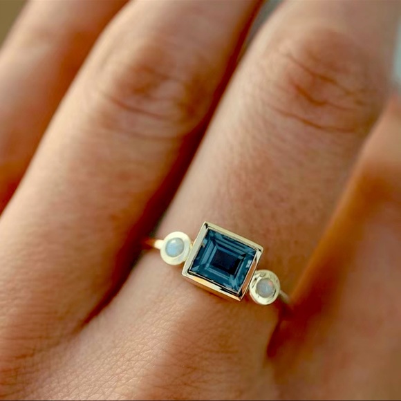 Blue Zircon 3 Stack Rings NWT Gold Plated - Picture 2 of 5